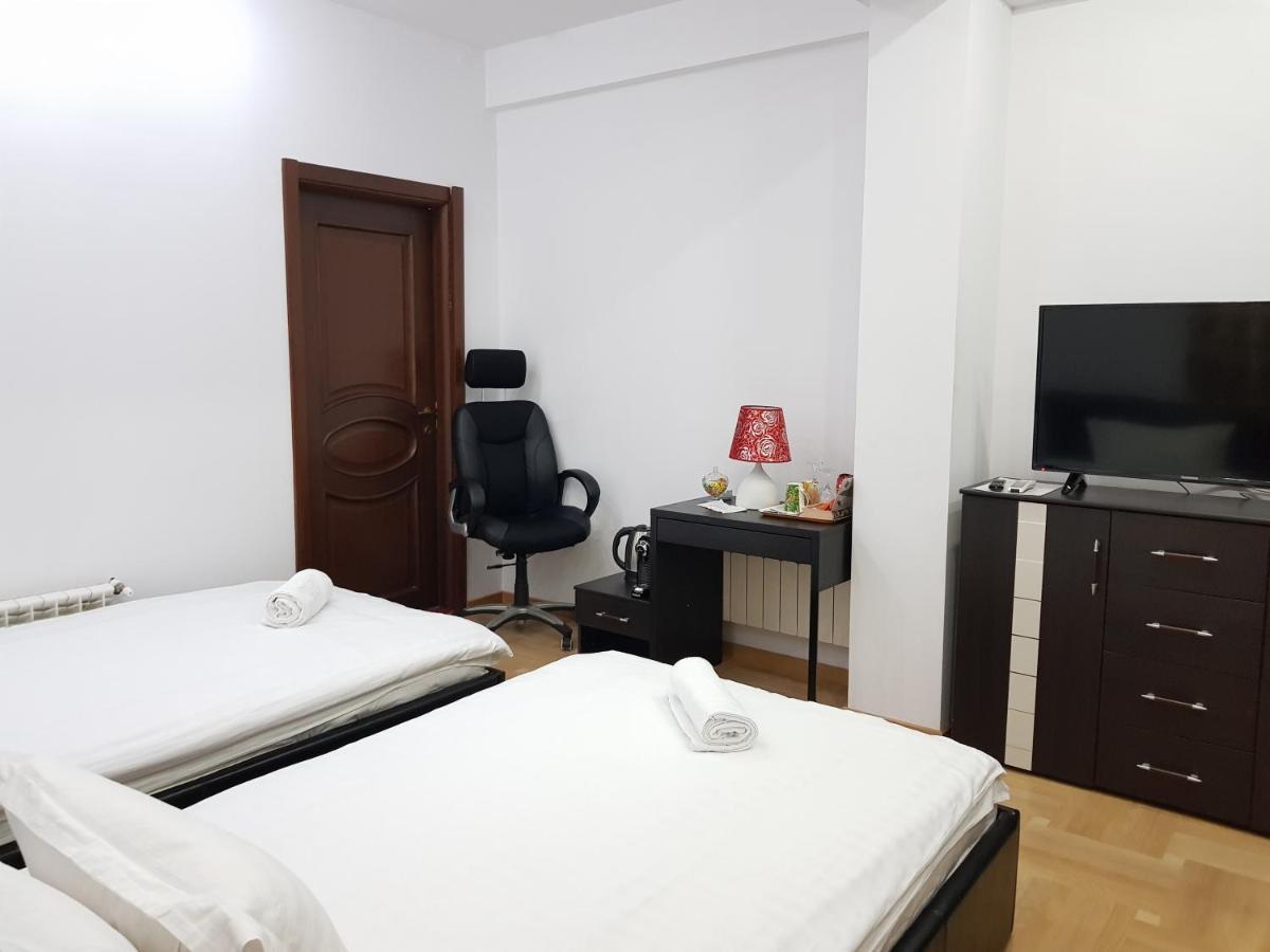 Apartament langa Monza Apartment Bukares Bagian luar foto