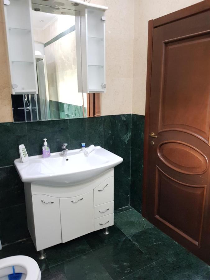 Apartament langa Monza Apartment Bukares Bagian luar foto